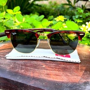 Ray Ban Tortoise Clubmaster